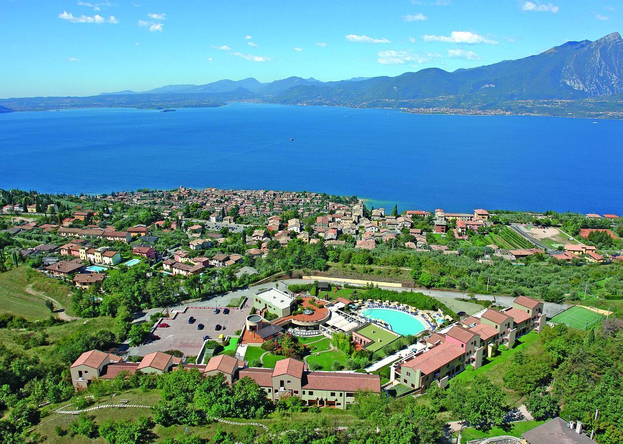 Le Torri Del Garda Familyspa Resort Torri Del Benaco Eksteriør billede