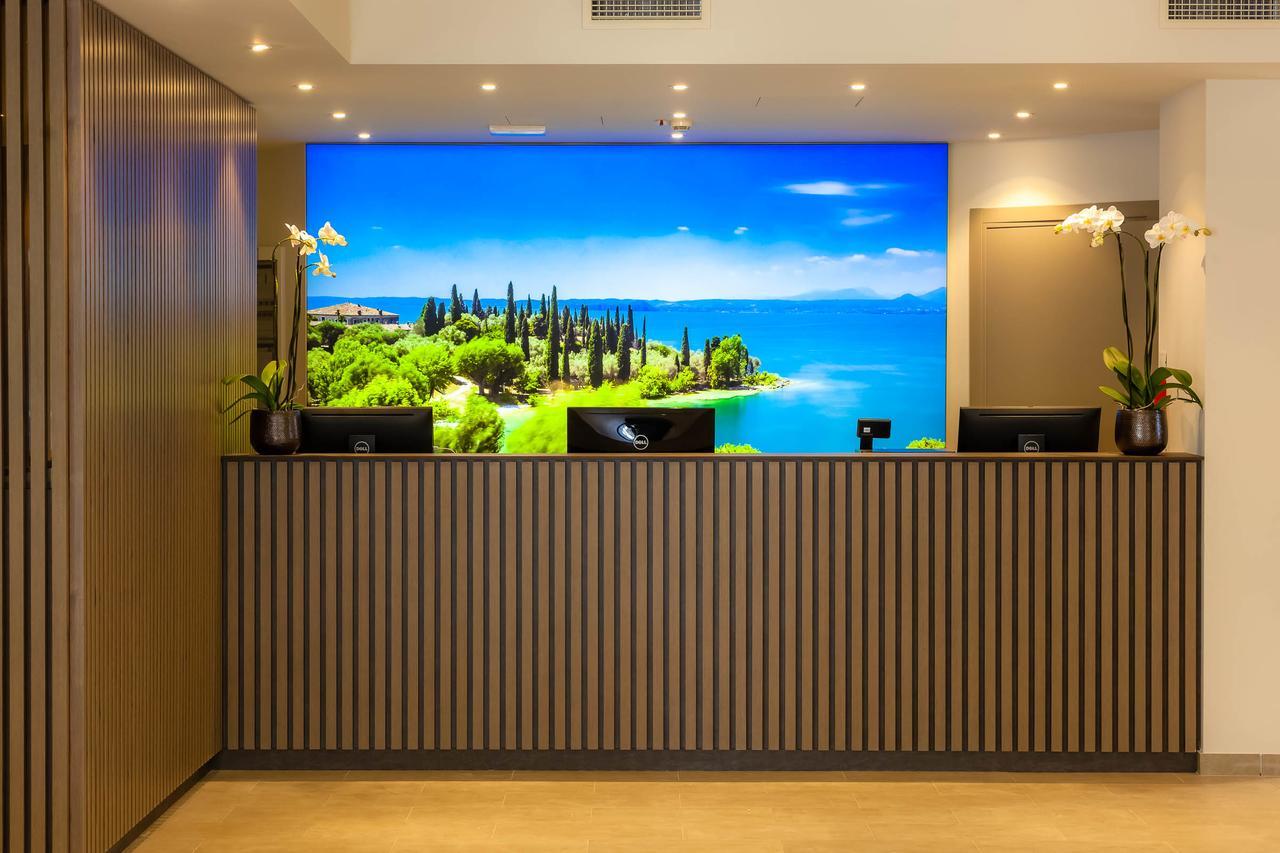 Le Torri Del Garda Familyspa Resort Torri Del Benaco Eksteriør billede
