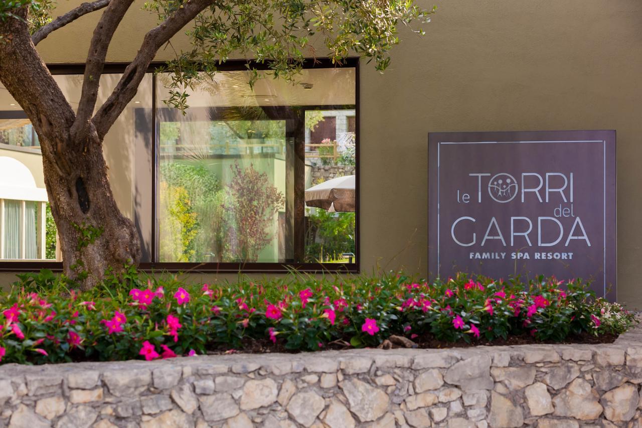 Le Torri Del Garda Familyspa Resort Torri Del Benaco Eksteriør billede