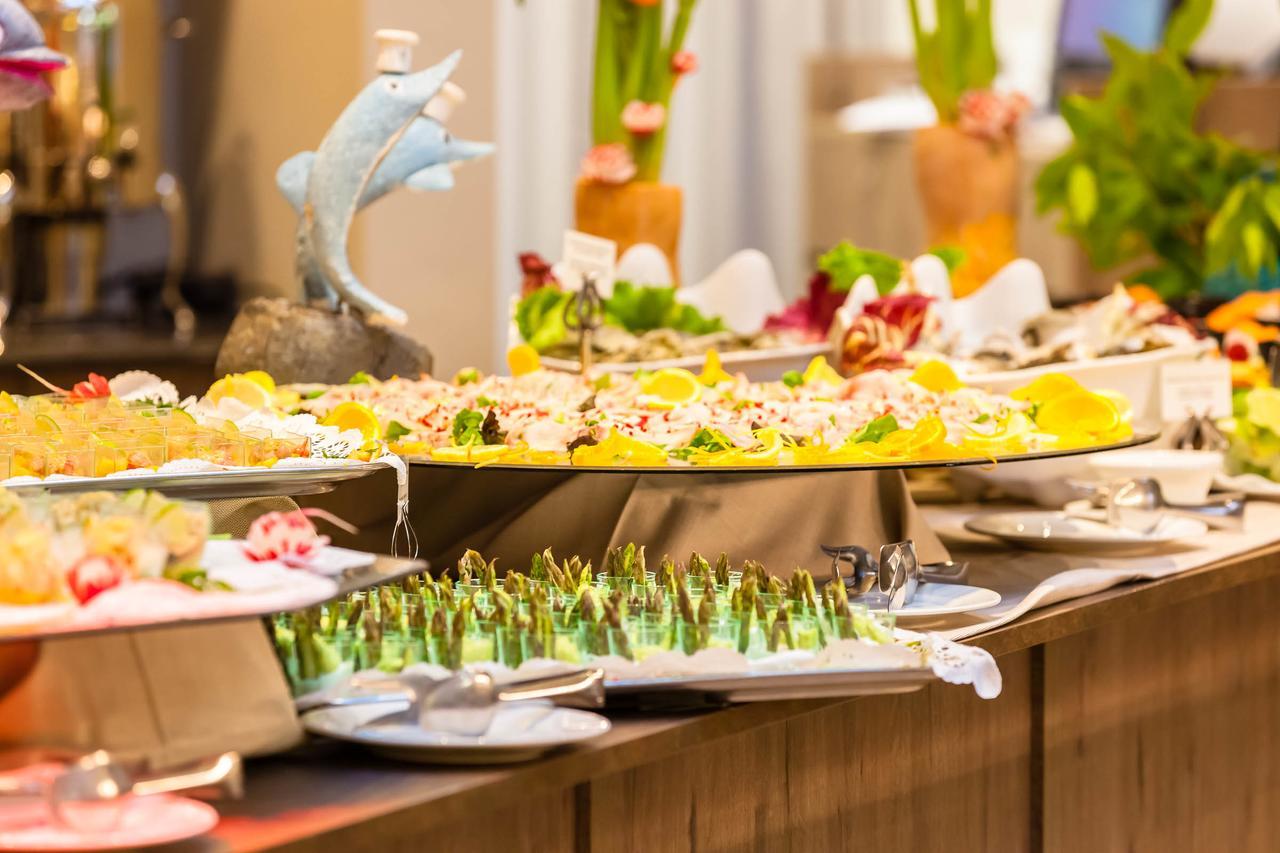 Le Torri Del Garda Familyspa Resort Torri Del Benaco Eksteriør billede